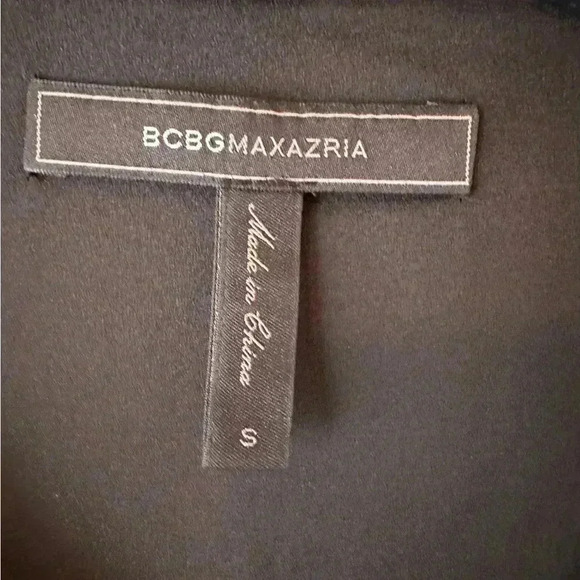 BCBGMaxAzria Metallic Gold Top in Size Small - Picture 5 of 6